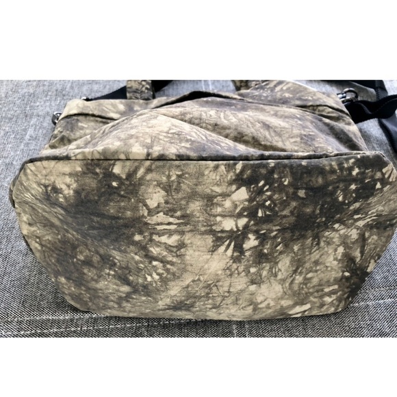 New NWT Lululemon On My Level Bag Ice Dye *Micro green tie-dye mini tote cross - Picture 7 of 9